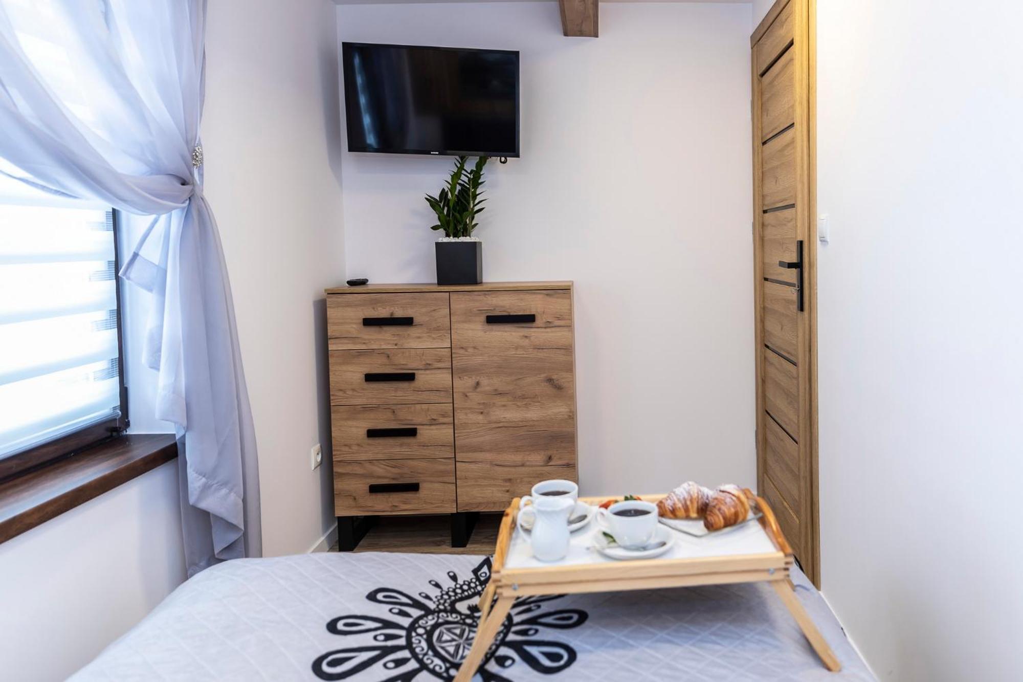 Apartament Tatravika Z Basenem I Widokiem 코스실리스코 외부 사진