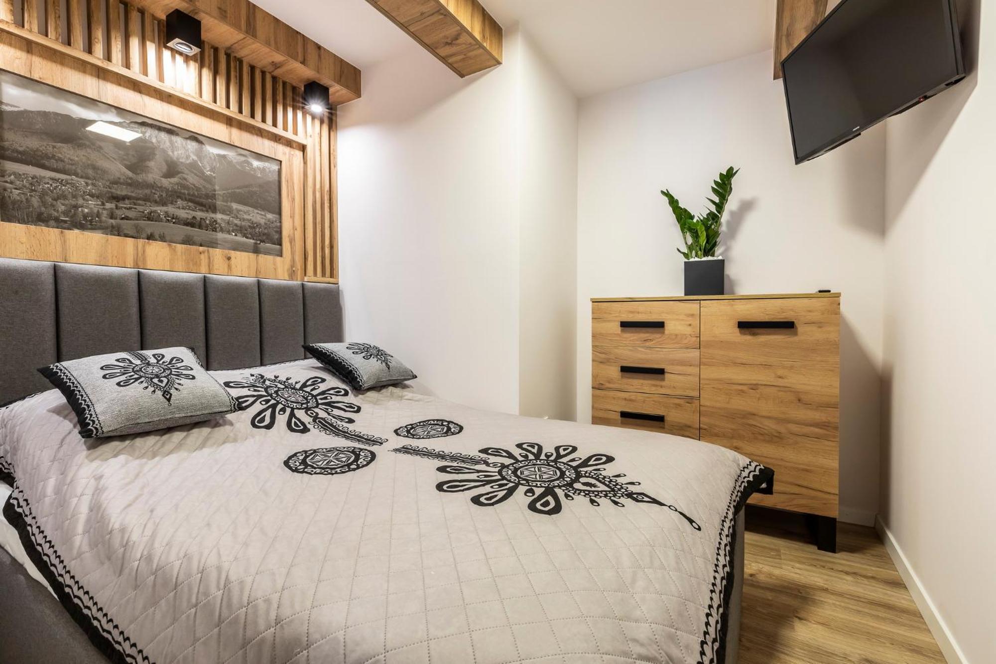 Apartament Tatravika Z Basenem I Widokiem 코스실리스코 외부 사진