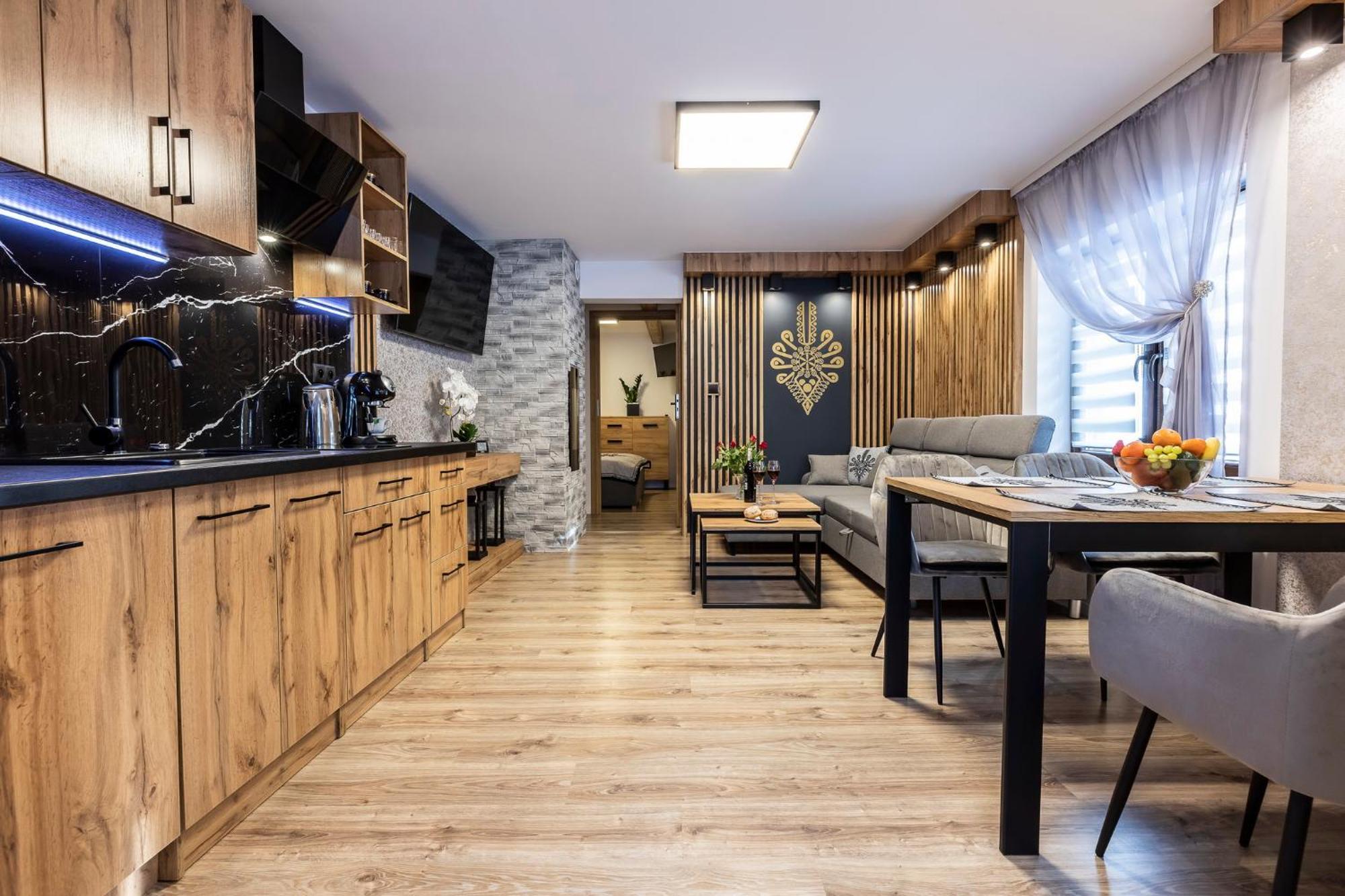Apartament Tatravika Z Basenem I Widokiem 코스실리스코 외부 사진