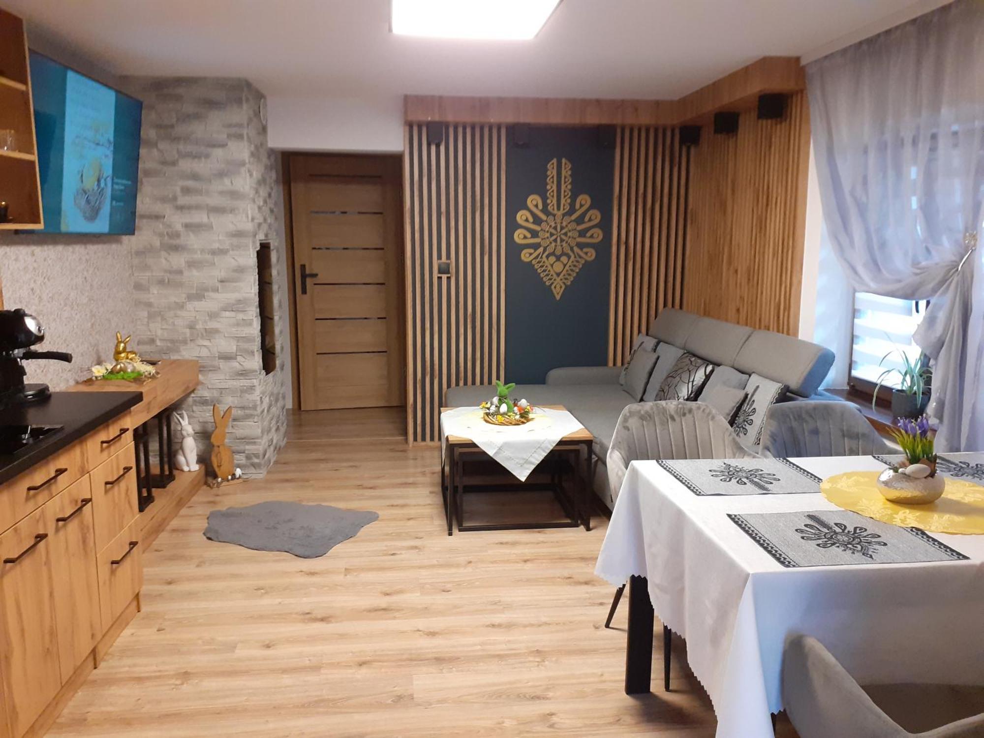 Apartament Tatravika Z Basenem I Widokiem 코스실리스코 외부 사진