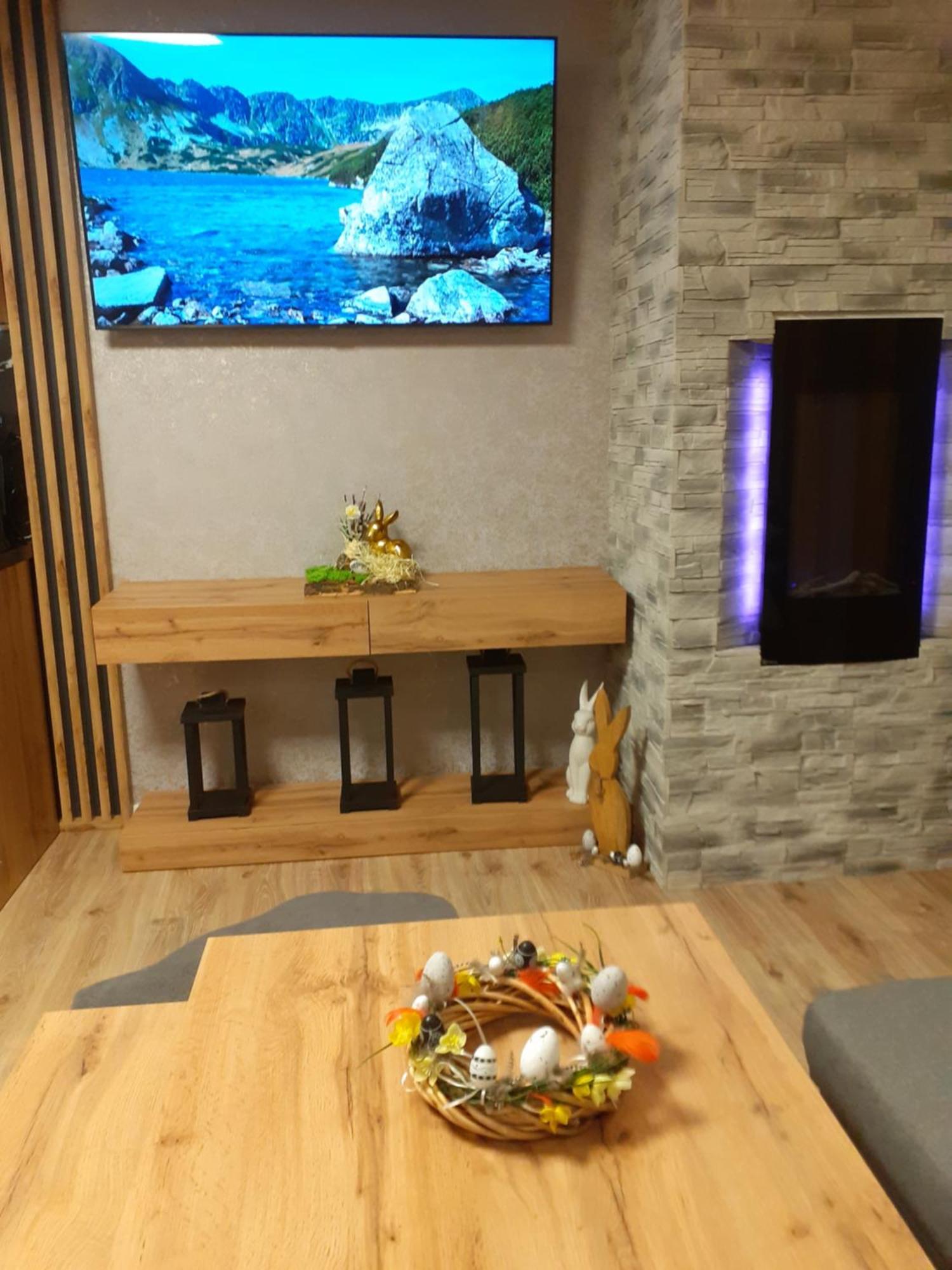 Apartament Tatravika Z Basenem I Widokiem 코스실리스코 외부 사진